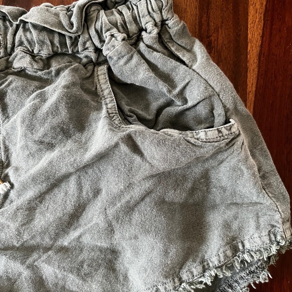 Young Fabulous & Broke YFB Green linen blend drawstring Shorts women’s small - Picture 6 of 15